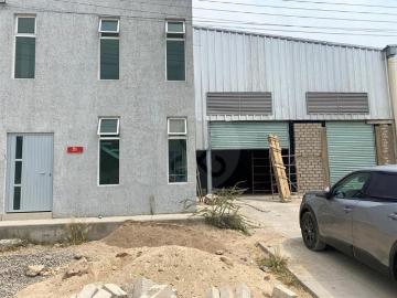 BODEGA EN RENTA A ESPALDAS DEL CLUB ATLAS