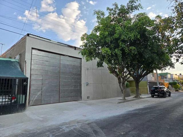 Bodega en Renta a Estrenar a 1 calle de Av. Revoluci?n en Guadalajara