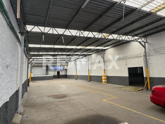 BODEGA EN RENTA ANÁHUAC I SECC LAGO SILVERIO
