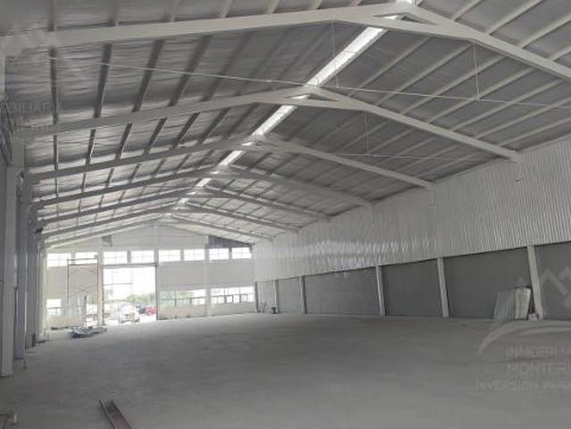 BODEGA EN RENTA DE 1080 METROS USO COMERCIAL FRENTE AVENIDA ESCOBEDO NUEVO LE?N