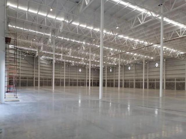 Bodega en renta de 10,000 m2 en Ecatepec | Nueva, con andenes