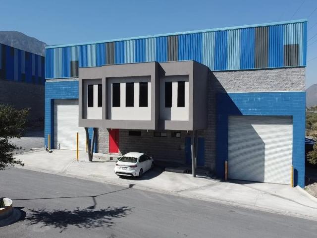 BODEGA EN RENTA DE 1230 METROS EN PARQUE INDUSTRIAL SANTA CATARINA NUEVO LE?N