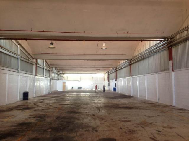 Bodega en renta de 1,700 m2 en Tlalnepantla