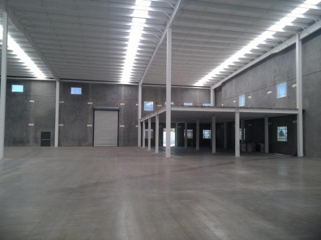 Bodega en renta de 23,000 m2 en Quer?taro