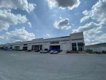 Bodega en renta de 2,900m2 en Parque industrial Quer?taro