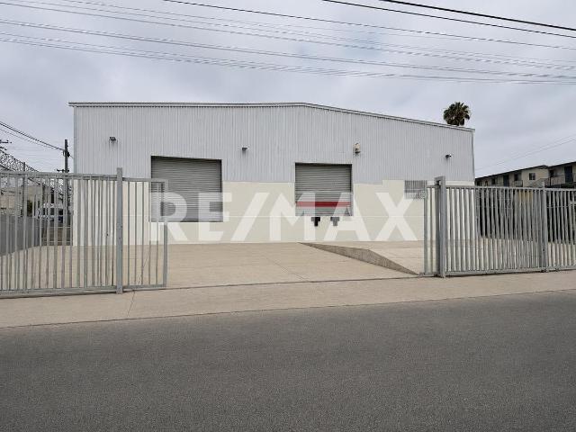 BODEGA EN RENTA DE 752.55 M2, EN EL SOLER, TIJUANA