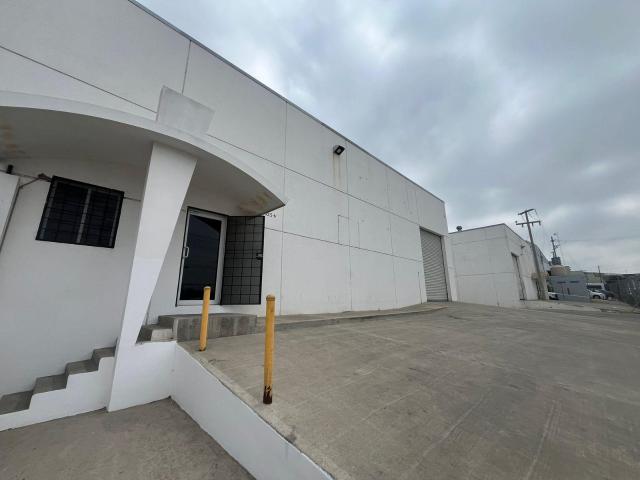 BODEGA EN RENTA DE 880 M2, EN EL PACIFICO, TIJUANA B.C