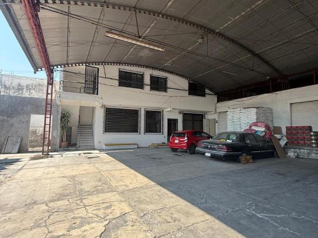 BODEGA EN RENTA EN COLONIA SAN CRISTOBAL, CUERNAVACA