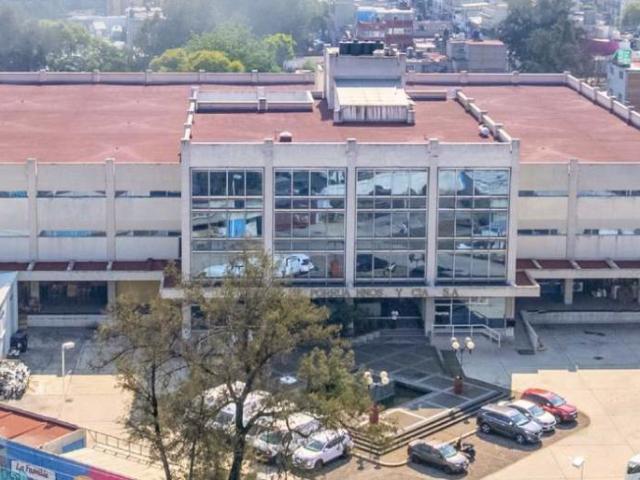 BODEGA EN RENTA EN EL MANTO