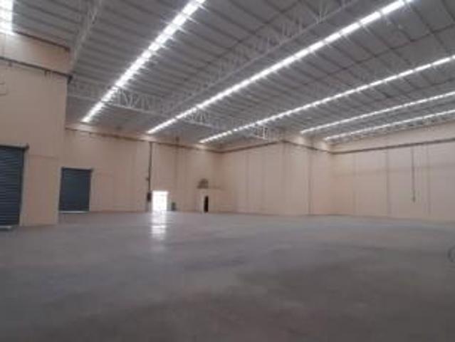 BODEGA EN RENTA EN HEROICO COLEGIO MILITAR