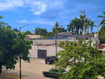 Bodega en Renta en Jarretaderas, con alto flujo peatonal en Riviera Nayarit