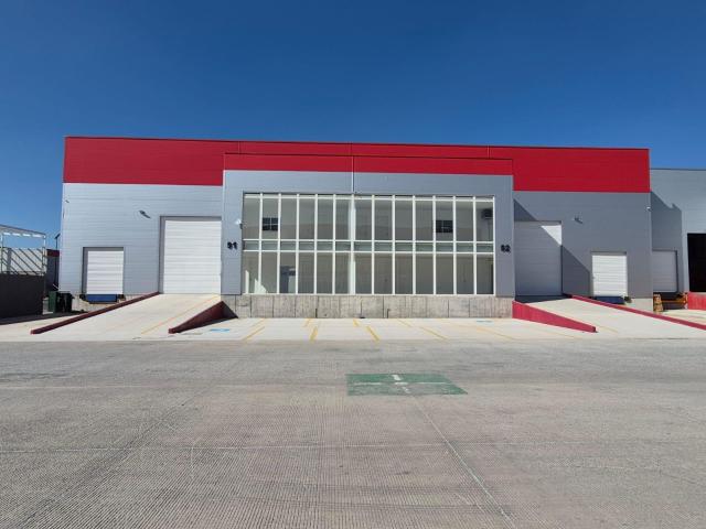 Bodega en Renta en parque industrial cerca del Aeropuerto 1200m2