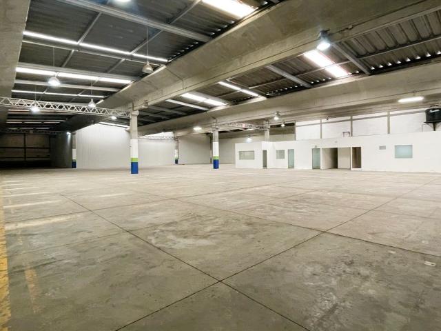 Bodega en Renta en Parque Industrial Barrientos | 2,543 m2 | 2 andenes | Tlalnepantla