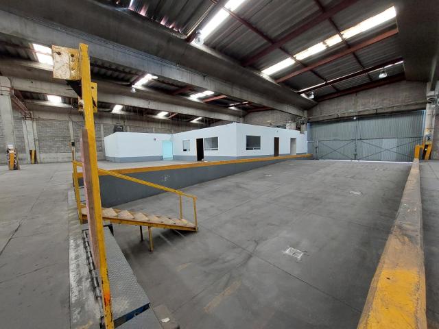 Bodega en renta en Tlalnepantla de 3,320 m?