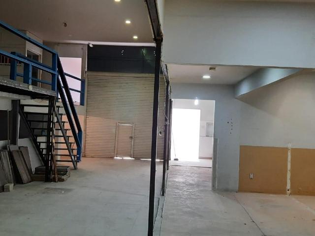 BODEGA EN RENTA O VENTA CERCA DE CUEMANCO Y VILLA COAPA CDMX