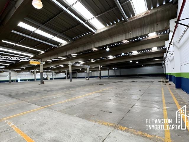 Renta de Bodega en Tlanepantla en Parque Industrial, Ni?os H?roes ? 2,576 m? con 6 andenes