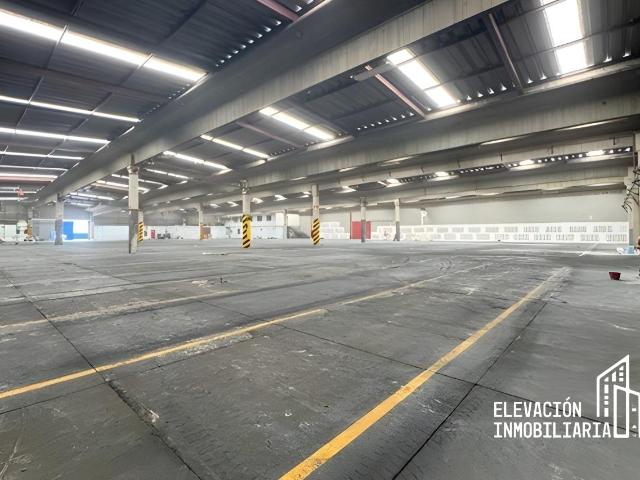 Renta de Bodega en Tlanepantla en Parque Industrial, Ni?os H?roes ? 2,576 m? con 6 andenes