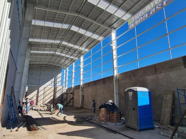Bodega en renta zona Coronango, luz trifasica para 5 o mas racks