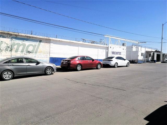 Bodega en venta con cuartos fríos en Los Aztecas, negocio en marcha, $7,900,000