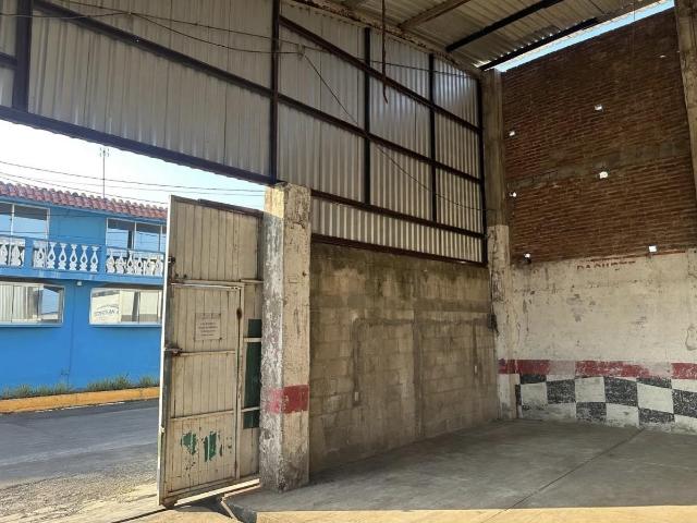 BODEGA en VENTA en LOS PINOS
