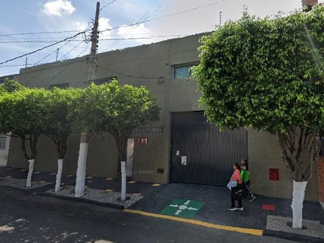 Bodega en Venta muy cerca de Revolución, Calzada Independecia, Gonzalez Gallo
