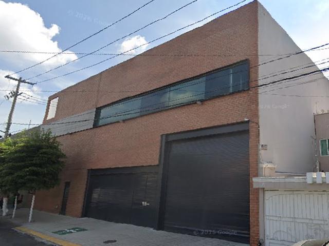 Bodega en Venta muy cerca de Revolución, Calzada Independecia, Gonzalez Gallo