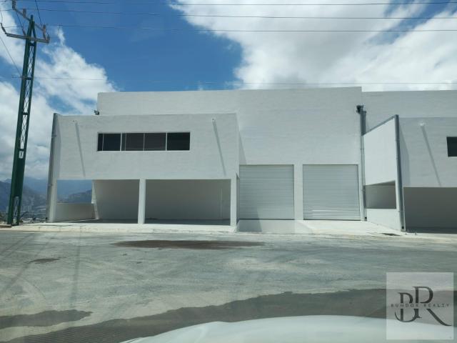 BODEGA INDUSTRIAL VENTA O RENTA PARQUE 100 SANTA CATARINA