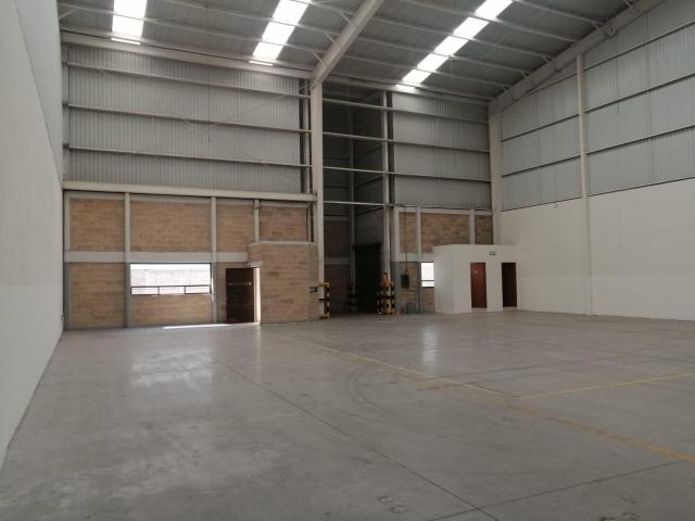 Bodega Industrial de 470 m2, ubicada en Parque Industrial Toluca 2000