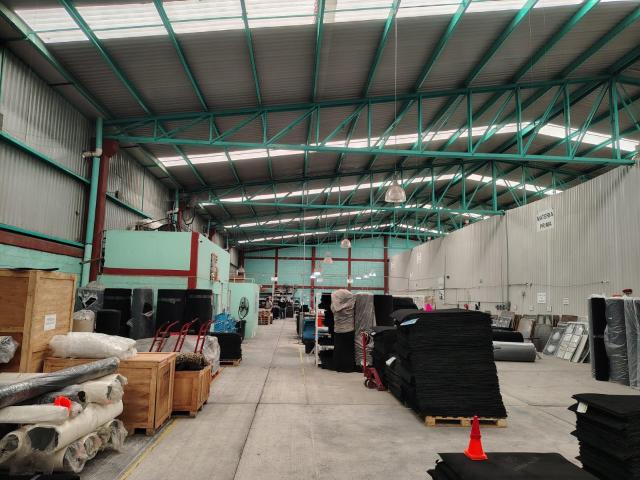 Bodega Industrial de 738 m2 en renta, Ubicada en Reforma