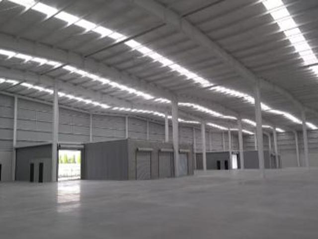 Bodega Industrial en 1