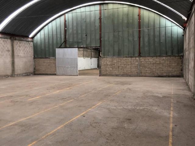 Bodega Industrial en Toluca por Isidro Fabela
