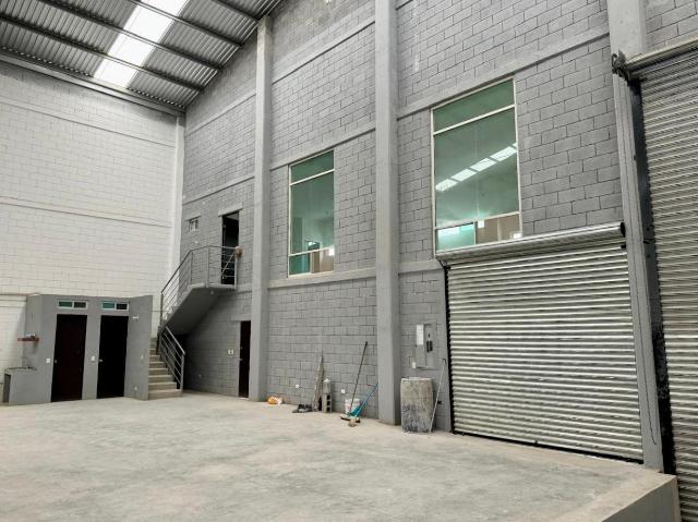 Bodega Industrial en Zona Terra Park Santa Catarina