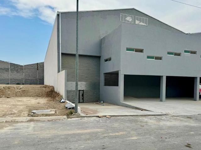Bodega Industrial en Zona Terra Park Santa Catarina