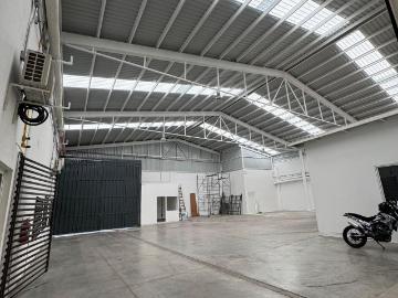 Bodega Industrial en Independencia