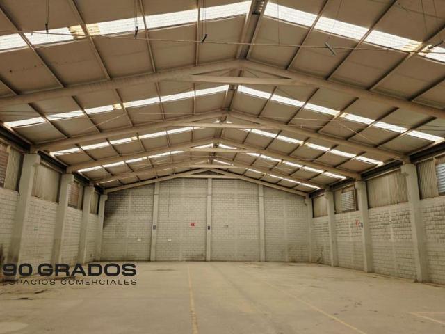 Bodega Industrial en La Fama