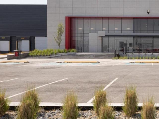 Bodega Industrial en Monterrey N.L de 4,657 m2