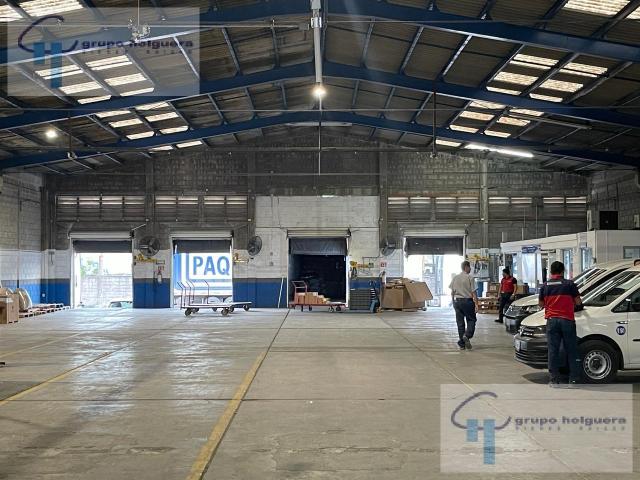 Bodega Industrial en Renta