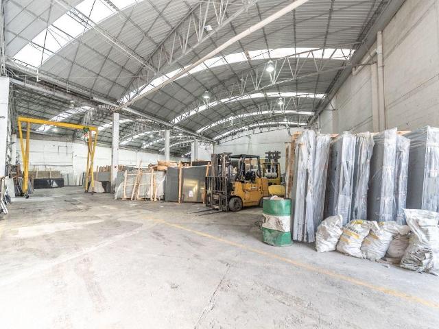 Bodega Industrial en Renta