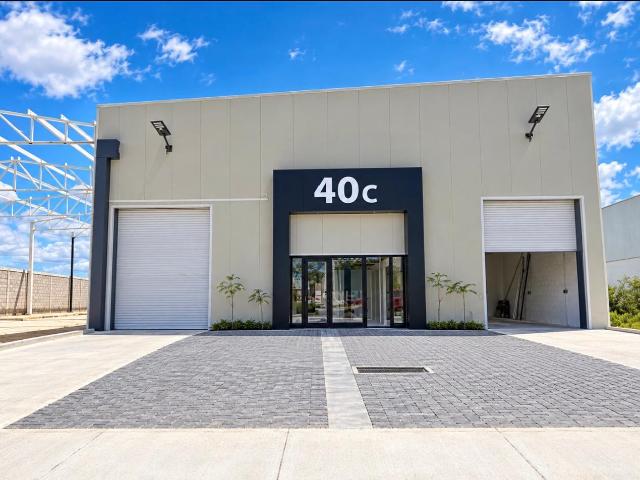 BODEGA INDUSTRIAL EN RENTA EN TERRA PARK CENTENARIO