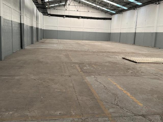 Bodega Industrial en Renta en Naucalpan