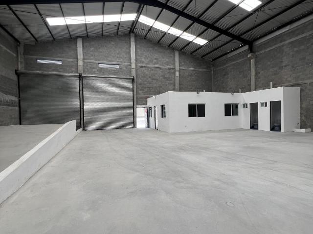 Bodega industrial en renta en Santa Catarnia