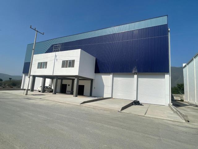 BODEGA INDUSTRIAL EN RENTA EN SANTA CATARINA N.L