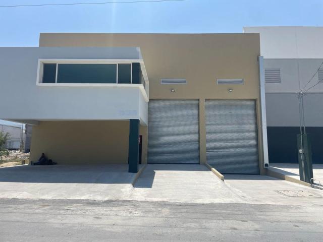 BODEGA INDUSTRIAL EN RENTA EN SANTA CATARINA N.L
