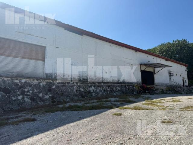 BODEGA INDUSTRIAL EN RENTA SOBRE AV. JOS? L?PEZ PORTILLO, CAMPECHE, CAMP