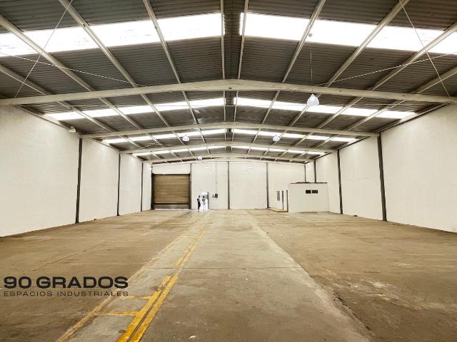 Bodega Industrial en Santa Catarina
