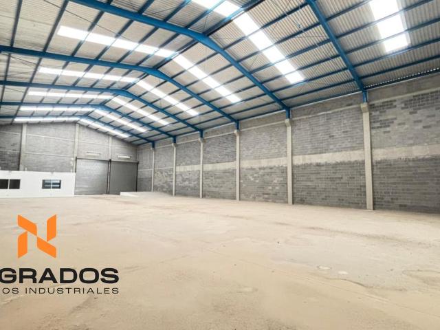 Bodega Industrial en Santa Catarina
