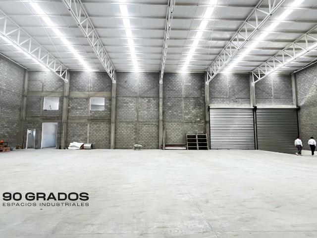 Bodega Industrial en Santa Catarina