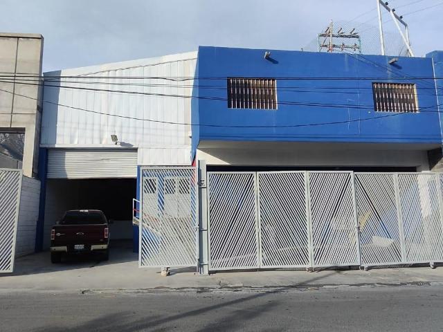 Bodega Industrial en Santa Catarina