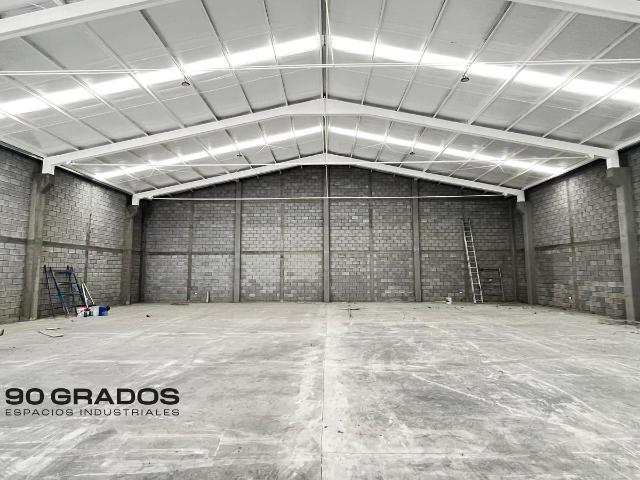 Bodega Industrial en Santa Catarina