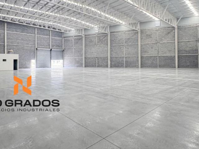Bodega Industrial en Santa Catarina